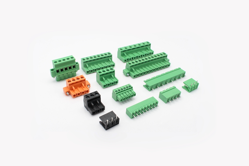 Pluggable terminal blocks